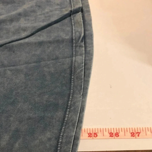 FALLS CREEK Cotton V-Neck Pocket Tee - Picture 6 of 6